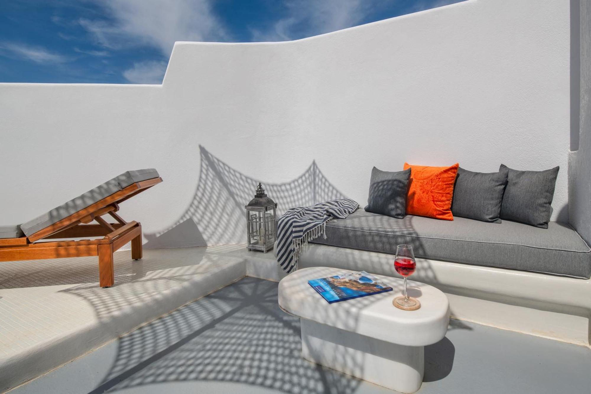 Milestone Villas Megalochori  Exterior photo